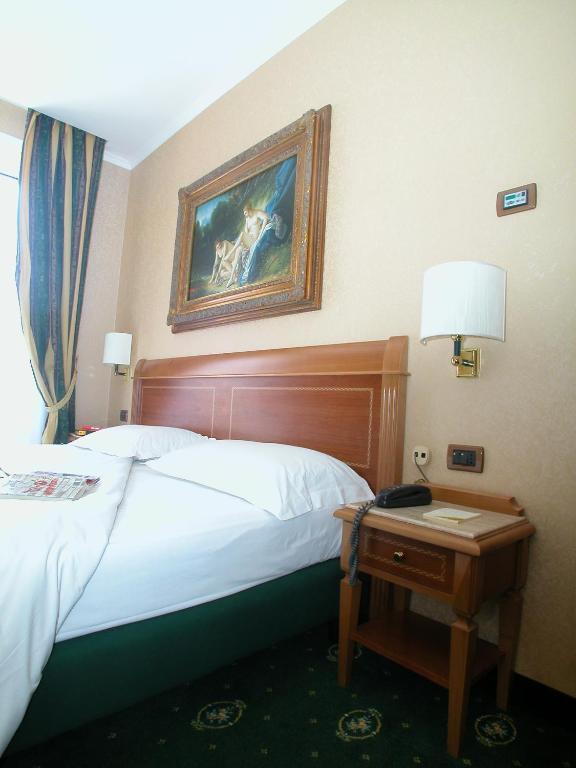 Colonna Hotel Фраскаті Номер фото