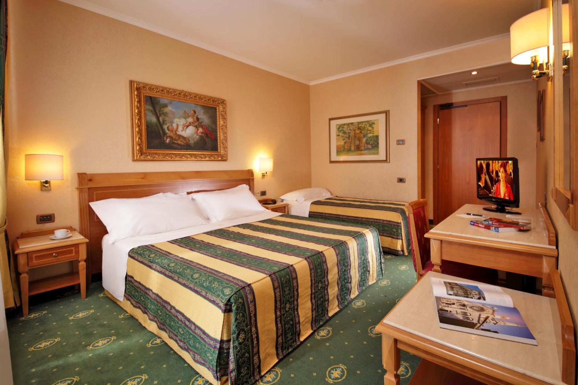 Colonna Hotel Фраскаті Номер фото
