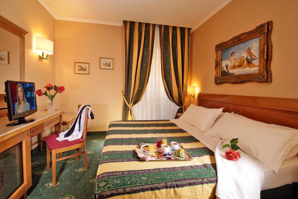 Colonna Hotel Фраскаті Екстер'єр фото