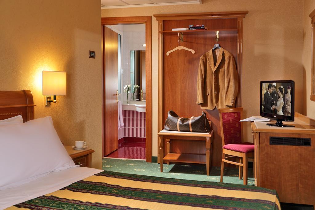 Colonna Hotel Фраскаті Екстер'єр фото