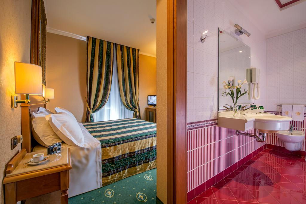 Colonna Hotel Фраскаті Екстер'єр фото