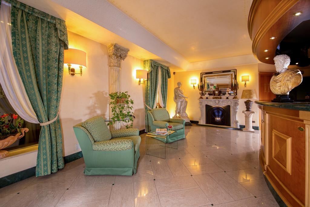 Colonna Hotel Фраскаті Екстер'єр фото